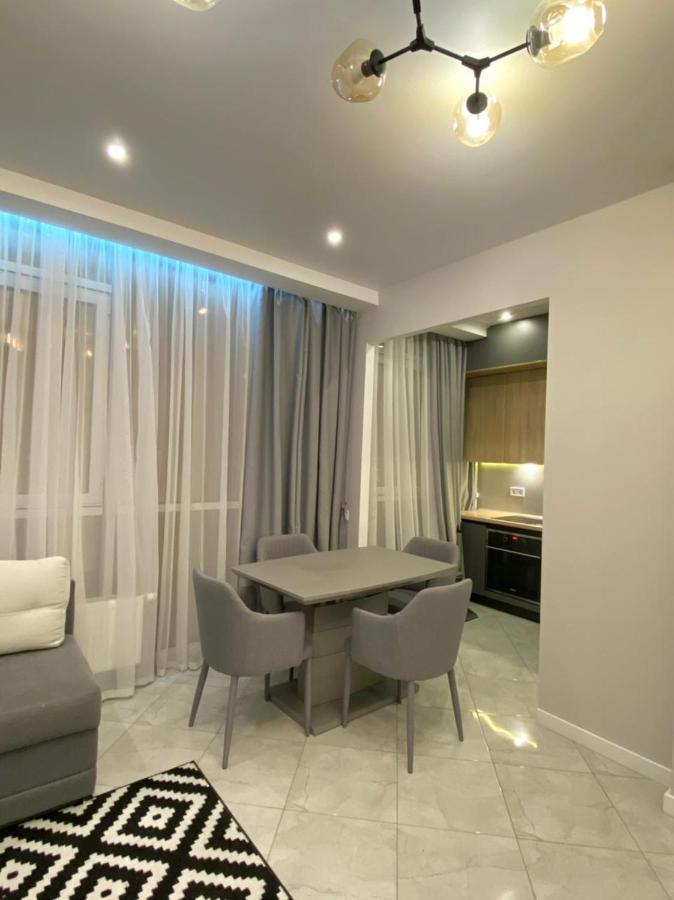 Vip Apartment In Odessa Ngoại thất bức ảnh