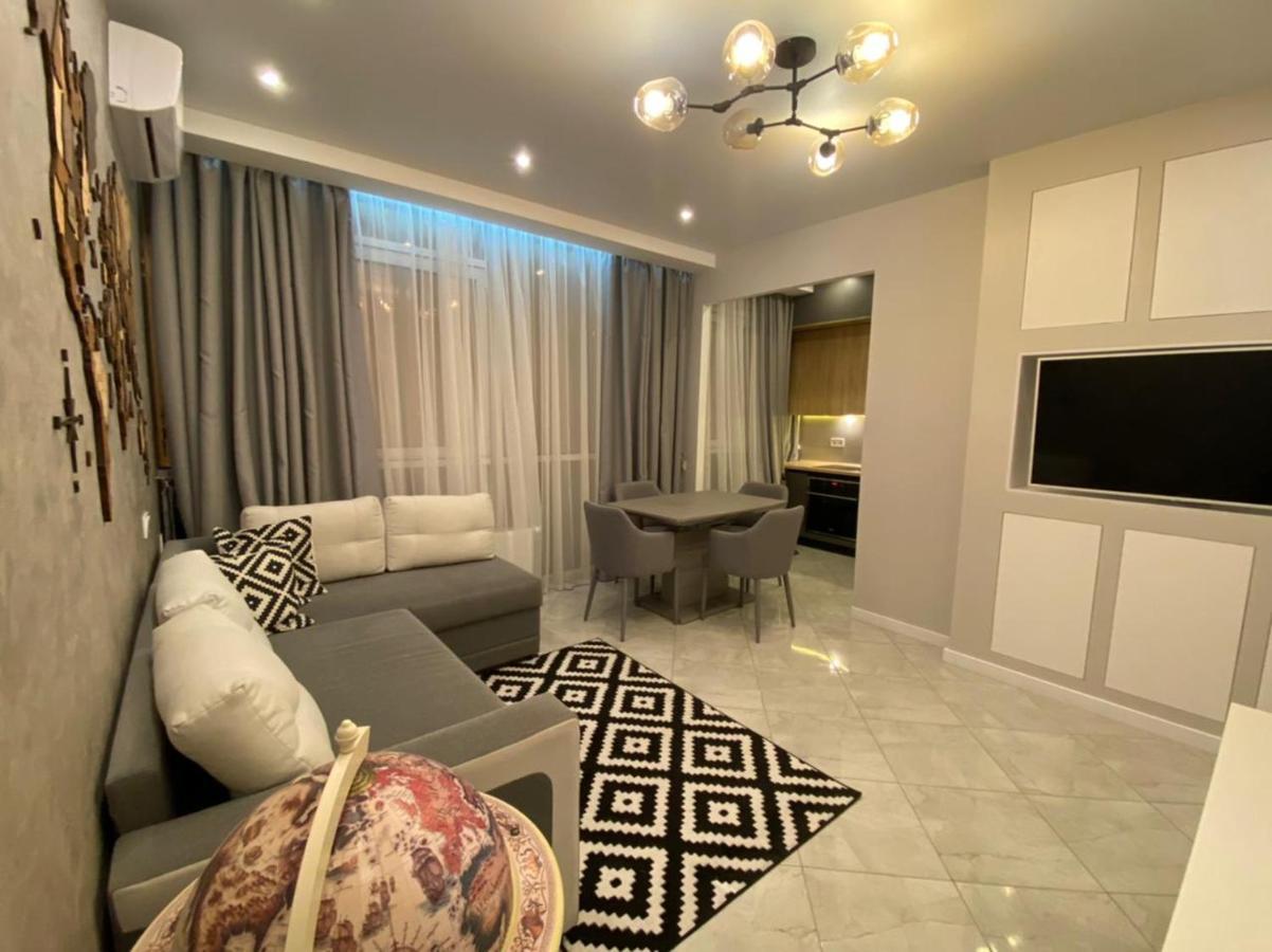 Vip Apartment In Odessa Ngoại thất bức ảnh